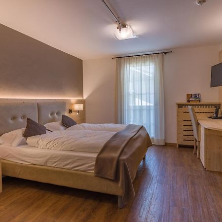 Hotel Villa Argentina Cortina d'Ampezzo Zimmer foto