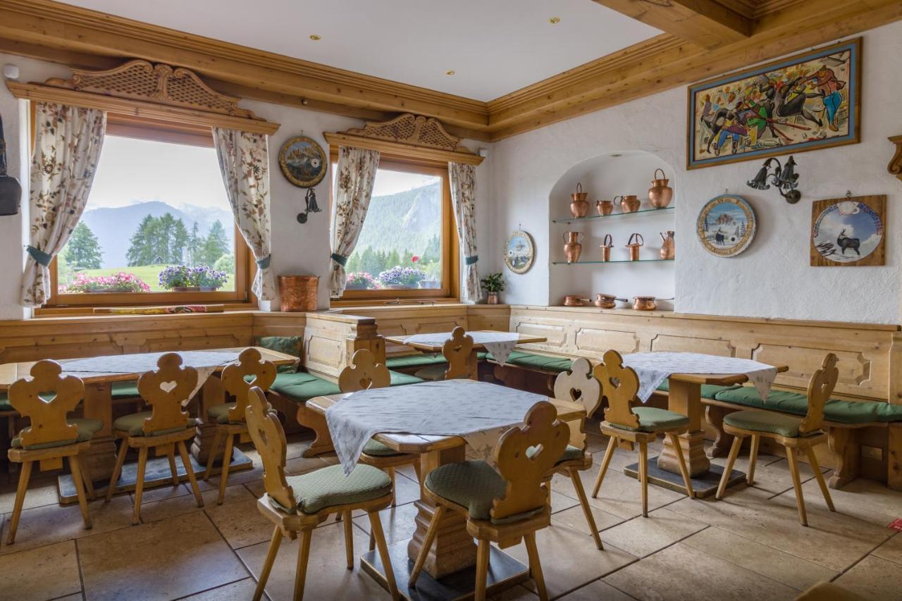 Hotel Villa Argentina Cortina d'Ampezzo Exterior foto