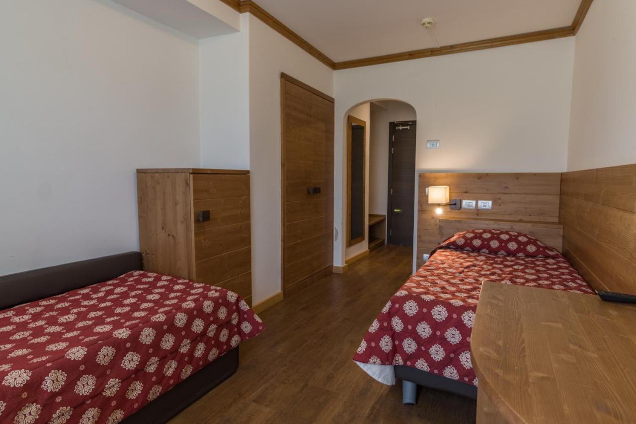 Hotel Villa Argentina Cortina d'Ampezzo Exterior foto